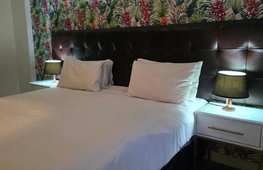 Ascot Hotel-1