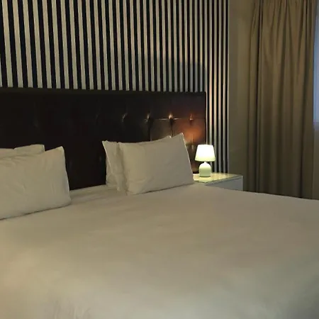 Ascot Hotel-2